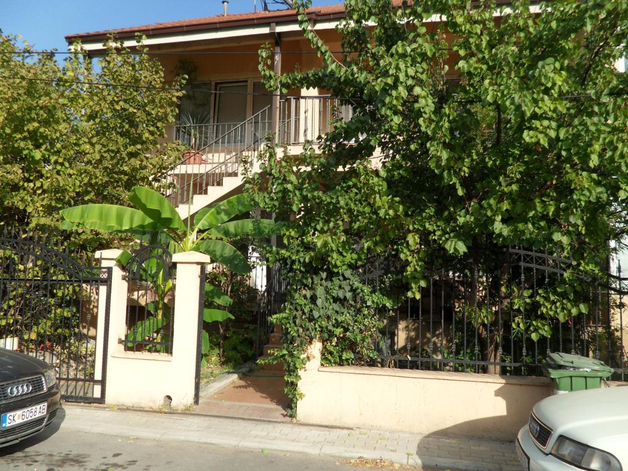 Misko'S Guest House Skopje Eksteriør billede